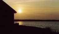 日落湖面天空美景图片
