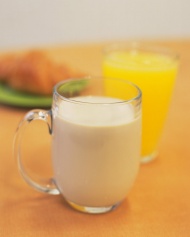 牛奶与果汁酒水饮料图片