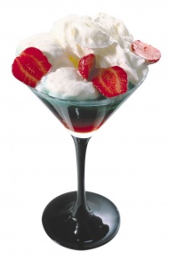 草莓雪糕酒水饮料图片