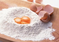 鸡蛋面粉蛋壳图片