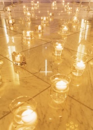 玻璃蜡烛教堂建筑设计图片