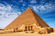 金字塔建筑图片
