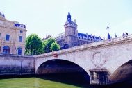 法国塞纳河上的桥图片