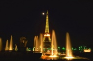 巴黎埃费尔铁塔图片
