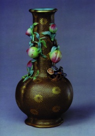 浮雕陶瓷花瓶图片