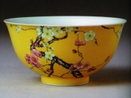 梅花瓷碗图片