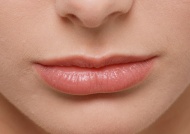 女性嘴唇图片