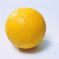 黄色足球图片