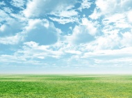 绿草蓝天白云图片
