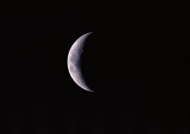 月亮美丽夜景图片