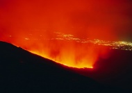 火山瀑发图片