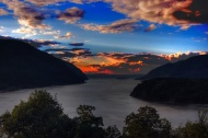 山水夕阳图片