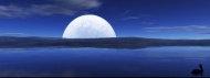 南极洲湖水明月图片