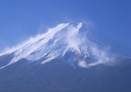 富士山山顶雪景图片