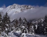 日本雪山图片