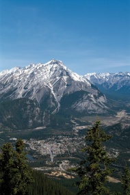 加拿大雪山风景图片