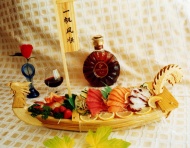 日本美食龙船刺身拼盘图片