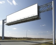 道路上面的空白户外广告牌图片