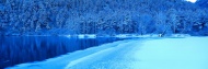 山林湖雪景图片