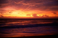 夕阳红天空美景图片