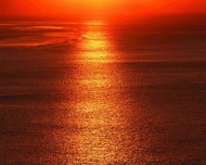 大海夕阳红天空美景图片
