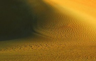 沙漠夕阳天空美景图片