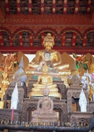 佛雕像旅游风光摄影图片